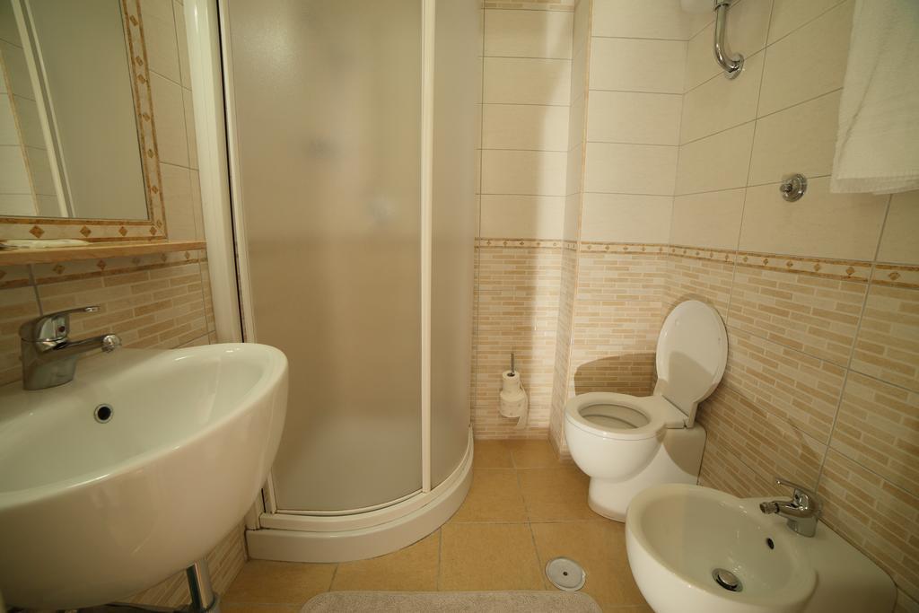 Hotel Giugiu Ρώμη Εξωτερικό φωτογραφία